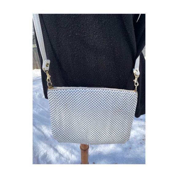 Vintage 80s Chain Mail Bag Crossbody Clutch Inverted Triangle Gold White - Picture 4 of 14